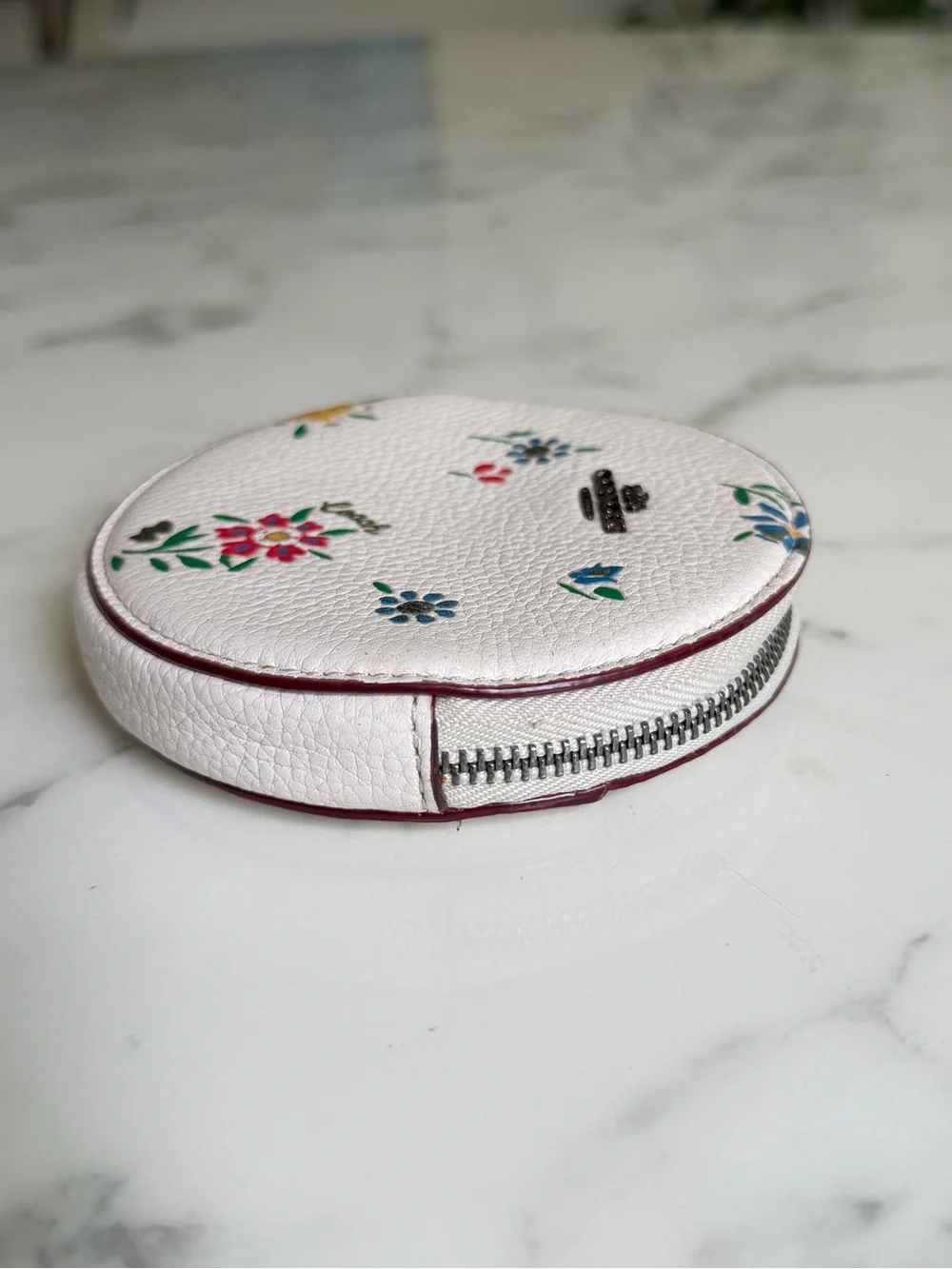 Coach Round Coin Case With Wildflower Print Chalk Floral Pebble Leather 1357